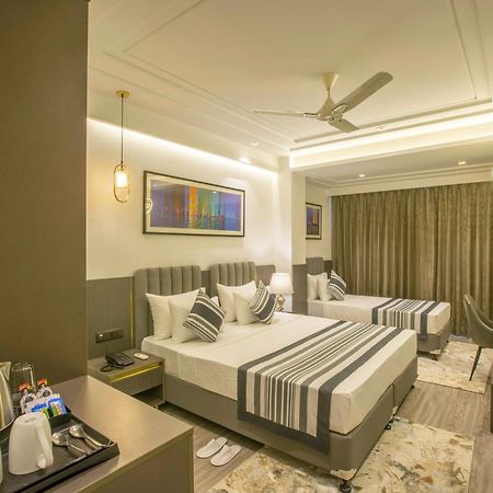 Plazzo Prime Plaza At Delhi Airport Bed & Breakfast Ню Делхи Екстериор снимка