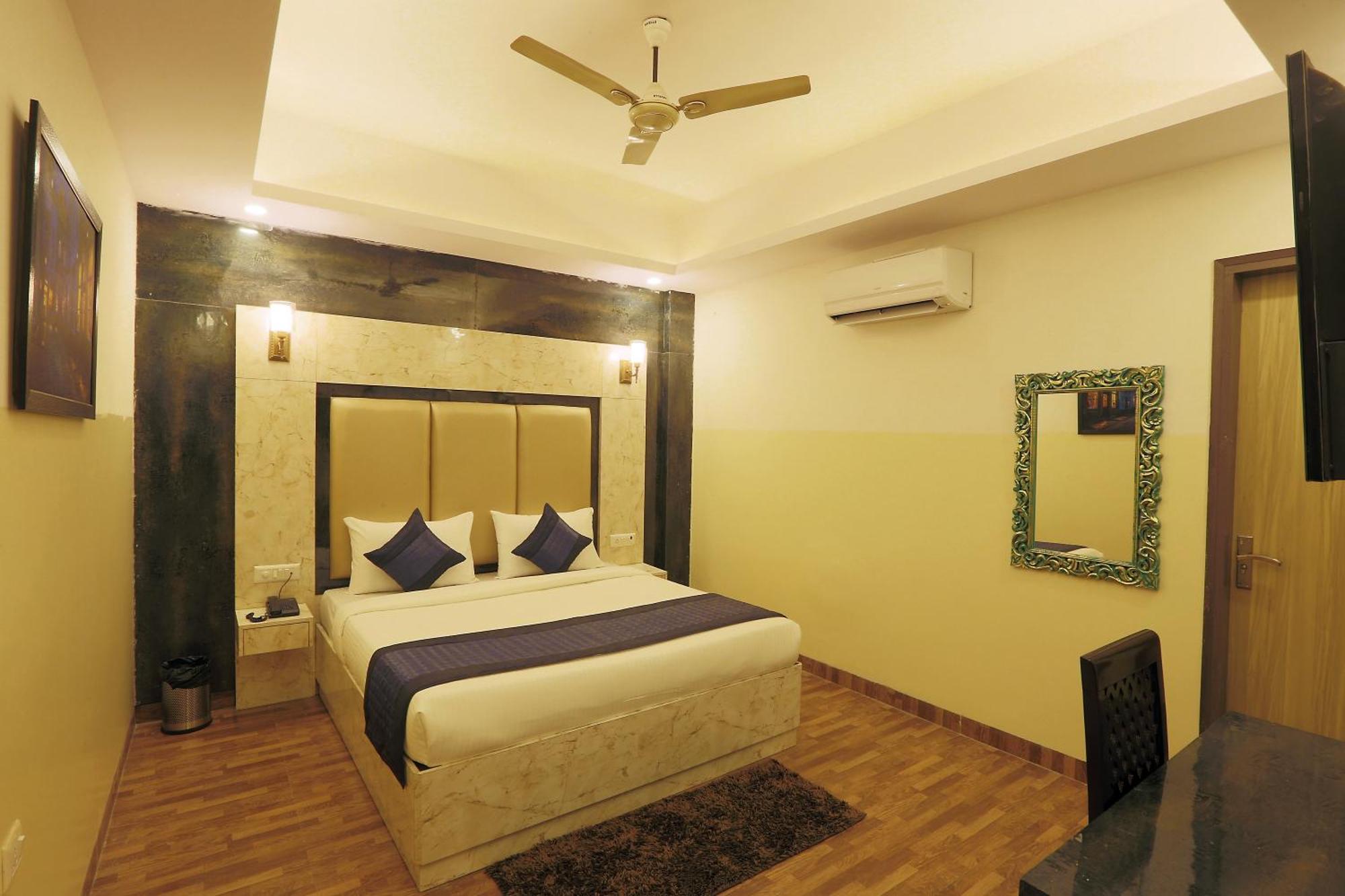 Plazzo Prime Plaza At Delhi Airport Bed & Breakfast Ню Делхи Екстериор снимка